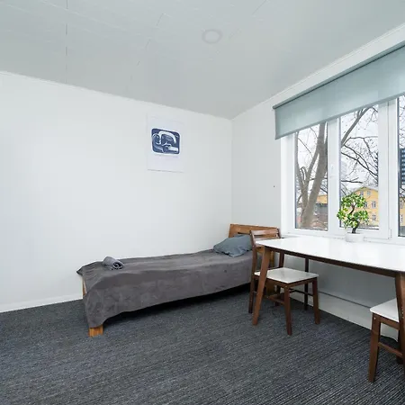 Apartment 6 - Cozy 2Br Apartment, Bus Station, Easy City Access Apartment Tallinn