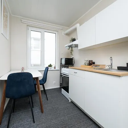 Apartment 6 - Cozy 2Br Apartment, Bus Station, Easy City Access * Tallinn