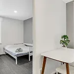 Apartmán 6 - Cozy 2br Apartment, Bus Station, Easy Access