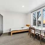 6 - Cozy 2br Apartment, Bus Station, Easy Access Tallinn