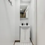 6 - Cozy 2br Apartment, Bus Station, Easy Access Apartmán